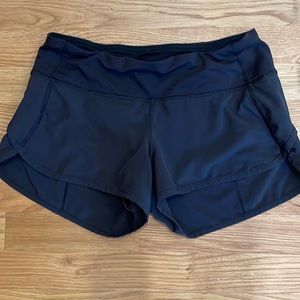 Lululemon black running shorts. Sz 4